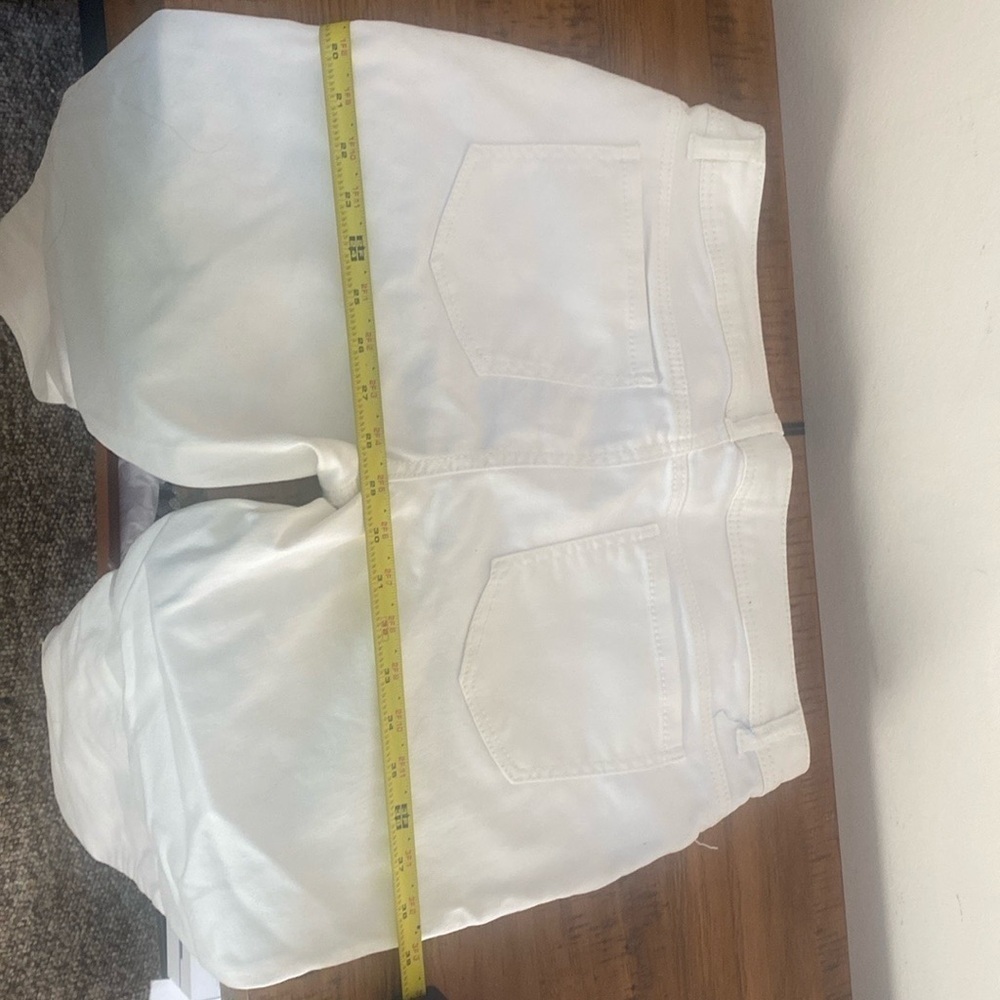 Baccini Authentic Quality White Denim Jeans - Picture 13 of 13